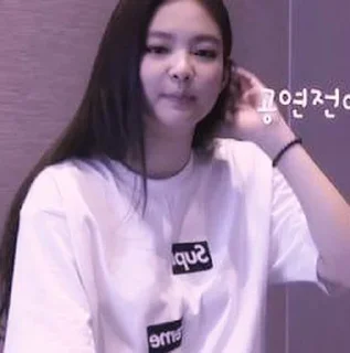 Sticker from Jennie @O96JNNIEST x @Runahduda