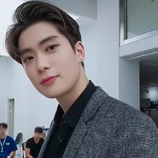 😏 emoji @Peluru ♡’s Jaehyun. Telegram sticker 22 of 60