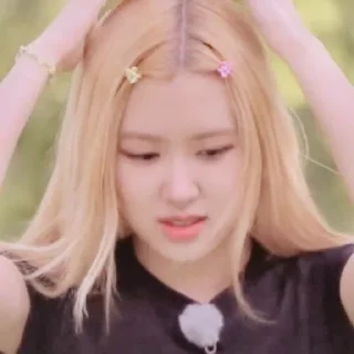 Sticker from ✶˚. 로제 V.5҂  @Califorinia ᝰ
