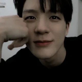 Sticker from LEE JENO ⚒┼ @FVCK00PRIDE