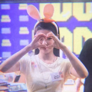 🧞‍♀ emoji lia itzy by @ARTHCMIST Telegram sticker 15 of 15