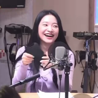 Sticker from Yeri - 01 [ @KOMPLEKGIF ]