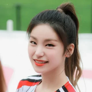 🌻 emoji ✎ᝰ┆Yeji itzy ꒰ ❛ @mengulangkisah ❜ ꒱ Telegram sticker 8 of 30