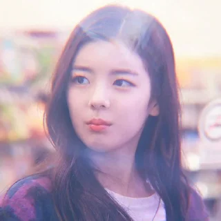 🧞‍♀ emoji lia itzy by @ARTHCMIST Telegram sticker 12 of 15