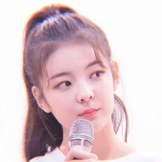 🧞‍♀ emoji lia itzy by @ARTHCMIST Telegram sticker 14 of 15