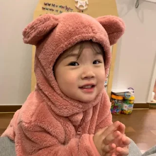 😊 emoji 小孩表情包点击 @shayudidibiaoqing Telegram sticker 19 of 56