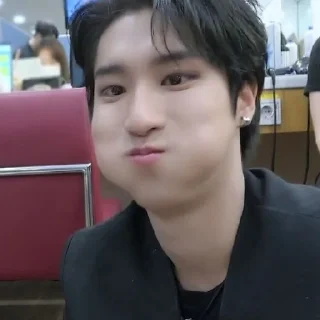 😄 emoji @stickerkipop SKZ 2 Telegram sticker 23 of 50