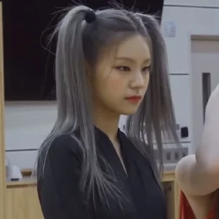 🥨 emoji yeji itzy @stickernct Telegram sticker 12 of 35
