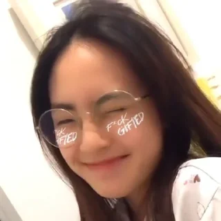 ⛱ emoji lilly apichaya @sarangleoo Telegram sticker 6 of 20