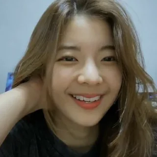 🥺 emoji lia itzy by @ayhomepack Telegram sticker 21 of 26