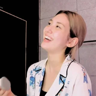 🦢 emoji jeon somi v.2 @fckbadgirl Telegram sticker 16 of 31