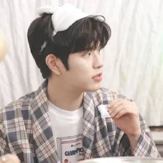 🥐 emoji ⊱⋅ @skz_stickers⋅⊰ Telegram sticker 10 of 22