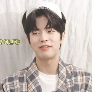 🥐 emoji ⊱⋅ @skz_stickers⋅⊰ Telegram sticker 7 of 22
