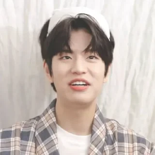 🥐 emoji ⊱⋅ @skz_stickers⋅⊰ Telegram sticker 6 of 22