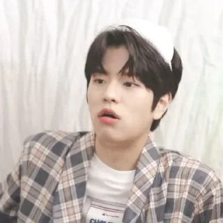 🥐 emoji ⊱⋅ @skz_stickers⋅⊰ Telegram sticker 13 of 22