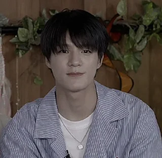 🛹 emoji — lee jeno ˖࣪ ·﹆ @gicelyra Telegram sticker 11 of 49