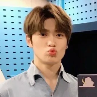 🤺 emoji @gibransu as Jaehyun Telegram sticker 13 of 120