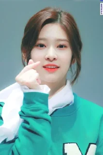 ❤️ emoji Minju izone @yourqween Telegram sticker 16 of 34