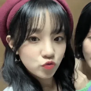 🤠 emoji SONG YUQI by @madmotha ☀️ Telegram sticker 15 of 26