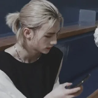 Sticker from hwang hyunjin @alddrn