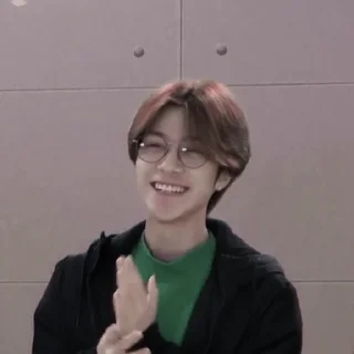 🔗 emoji Hendery by @stickernct Telegram sticker 2 of 20