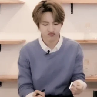 🚔 emoji huang renjun, @greedyfool ☆ Telegram sticker 8 of 27
