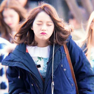 🌸 emoji kim sejeong by @vcnillass Telegram sticker 19 of 36
