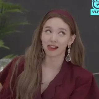 😄 emoji Nayeon twice meme @stikermemeidolkpop Telegram sticker 10 of 24
