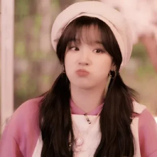 🦩 emoji yuqi ✰ @stickernct Telegram sticker 2 of 20