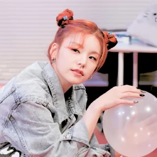 🧃 emoji `𝐘eji • @werebeautiful Telegram sticker 6 of 28