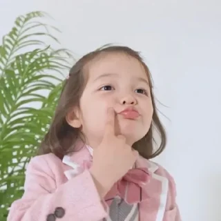 🍬 emoji .・BABY NAEUN・. @SUNXFLOWERSS Telegram sticker 20 of 38