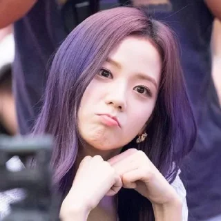 Sticker from Jisoo // @VINKHA