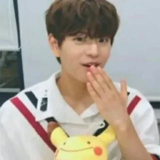 🫢 emoji Kim Seungmin Telegram sticker 5 of 26
