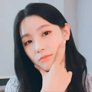 💭 emoji Naeun by @ttamankotajakarta Telegram sticker 15 of 57