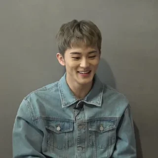 Sticker from ✪ mark lee by @stickernct