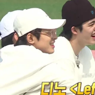 Sticker from Wonwoo Kickball #2 @stikersvt