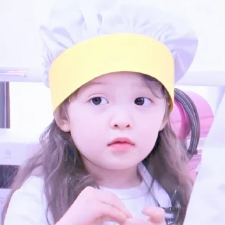 🍭 emoji baby naeun @SECONDMCKNAE Telegram sticker 20 of 30