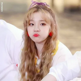 💗 emoji ⌗ Yuqi by : @stickernct Telegram sticker 21 of 25