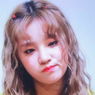 💗 emoji ⌗ Yuqi by : @stickernct Telegram sticker 9 of 25