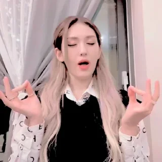 ☁️ emoji ━Somi V2 ❴ @yourruby1 ❵ Telegram sticker 9 of 25