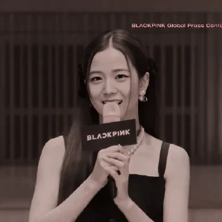 Sticker from JISOO ✾▹┼╌ׄ @PARTNERMU