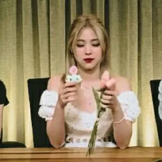 🐾 emoji @inixeyla : ryujin Telegram sticker 8 of 31