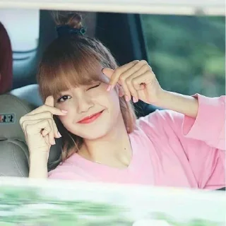 🥰 emoji Lisa Telegram sticker 18 of 71