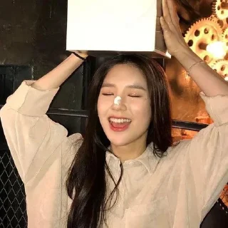 🧇 emoji Heejin @aesthaticgirll Telegram sticker 21 of 35