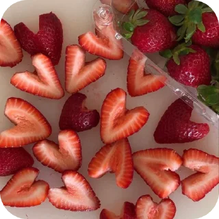 🍲 emoji Strawberry by @luv_bear Telegram sticker 12 of 14