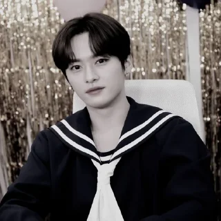 ⚓️ emoji LEE KNOW ꞋꞌꞋ┼╌ׄ @PARTNERMU Telegram sticker 1 of 50