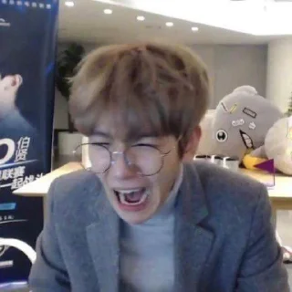 🤖 emoji Baekhyun @stickeraibkpop Telegram sticker 6 of 26