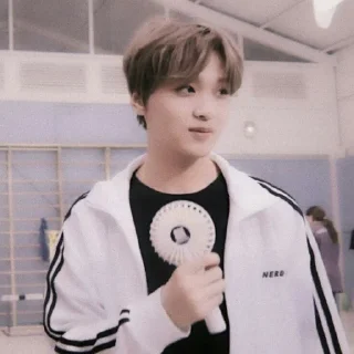 Sticker from haechan by @tikelkomek.