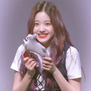 🐰 emoji Wonyoung @BYUUWIE ˚⁺˳✧༚ Telegram sticker 7 of 17