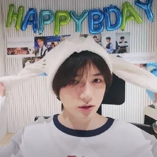 Sticker from Beomgyu @stikertxt
